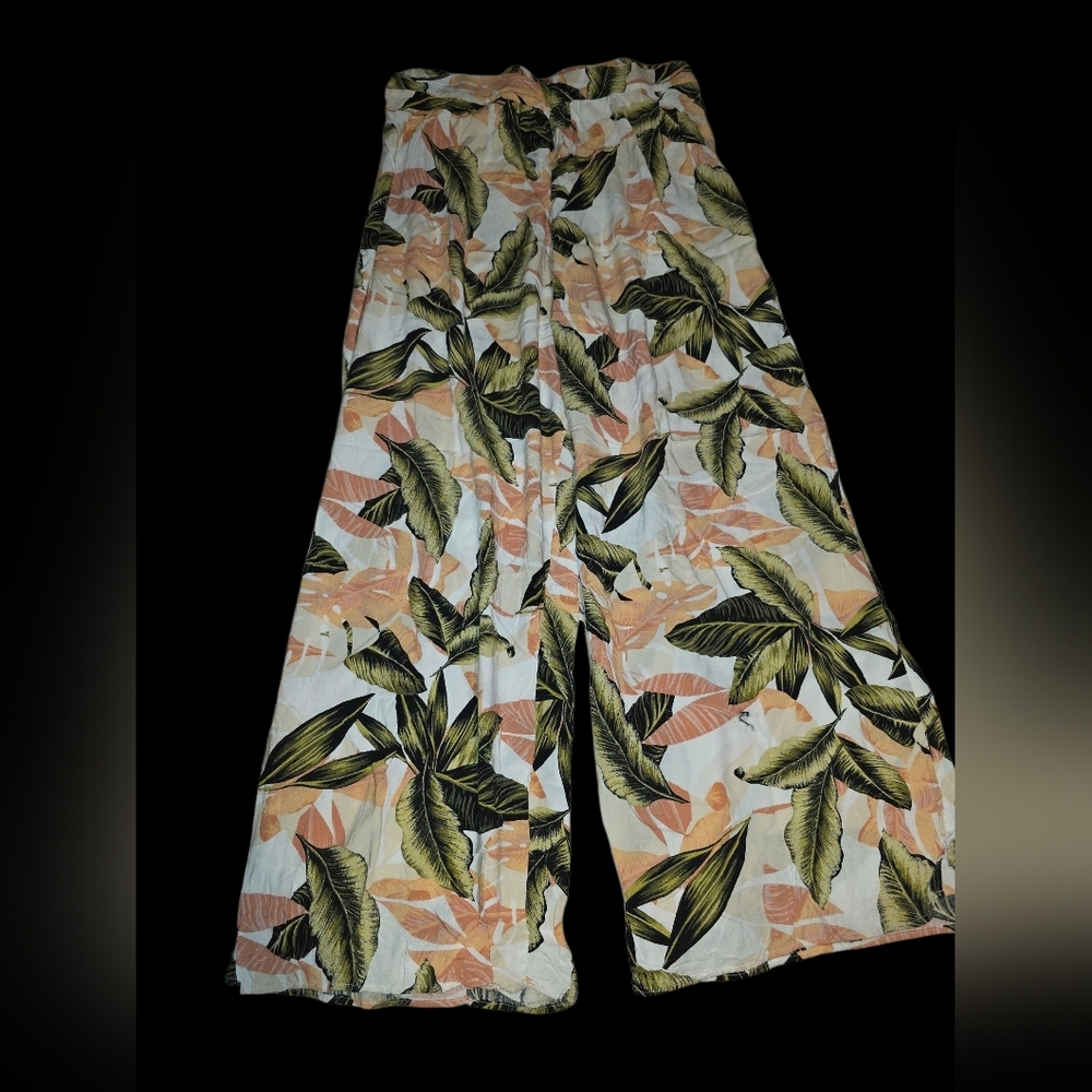 Fashion Nova Leaf Print Wide Leg Pants - Green and Salmon 2X